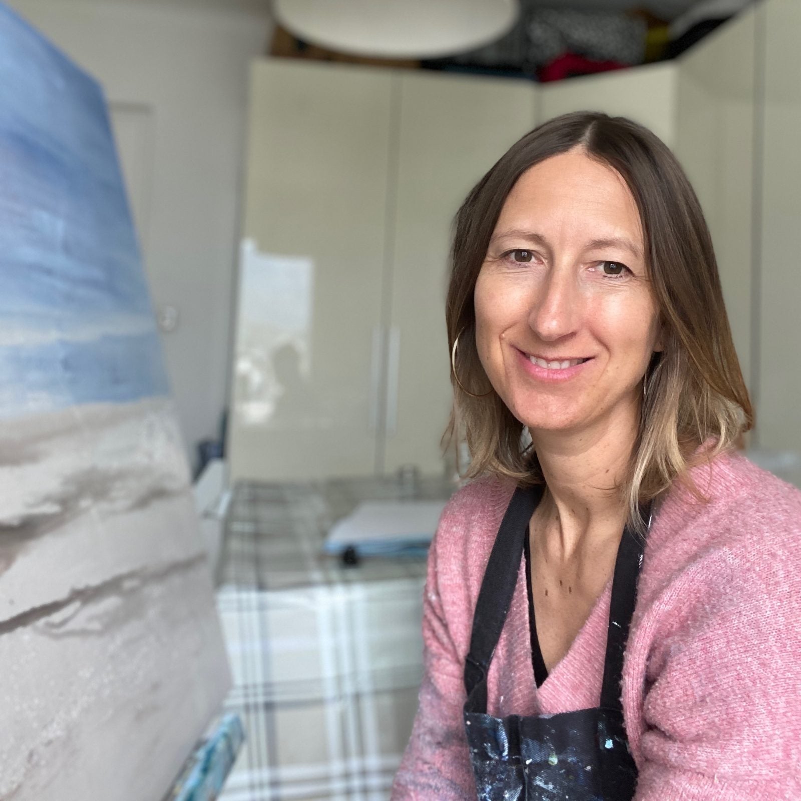 Portrait de Cécile Trousse dans son atelier