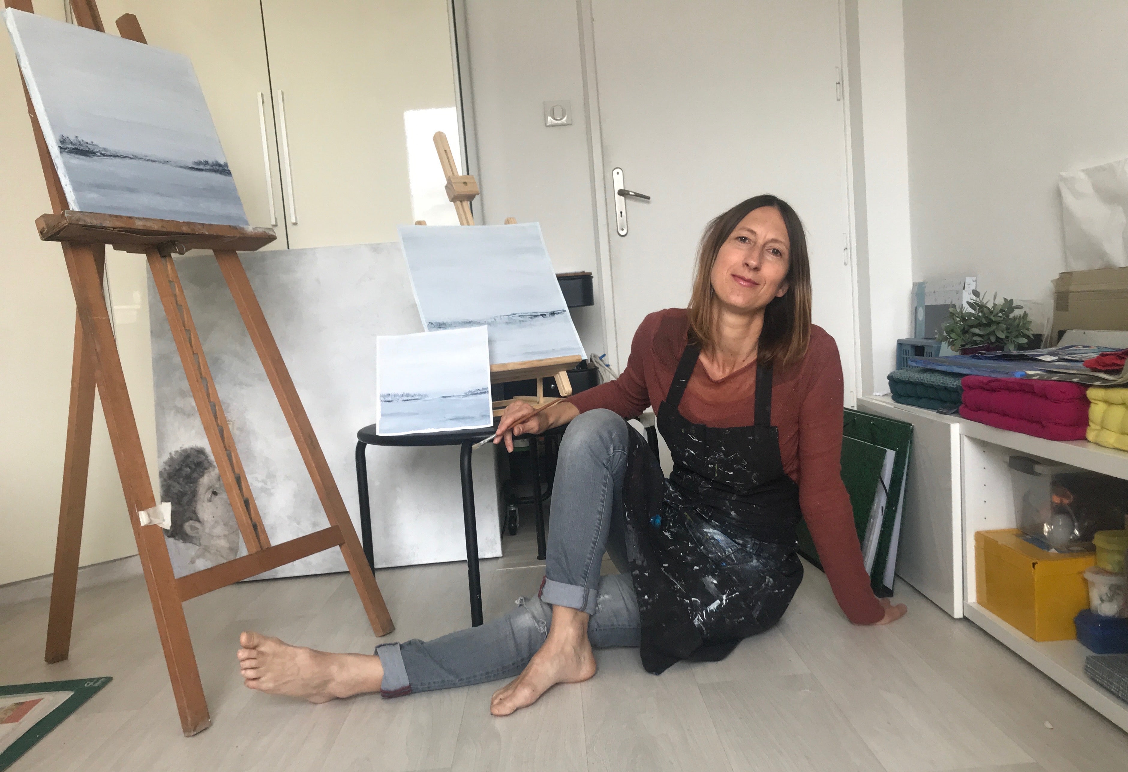 Cécile Trousse dans son atelier